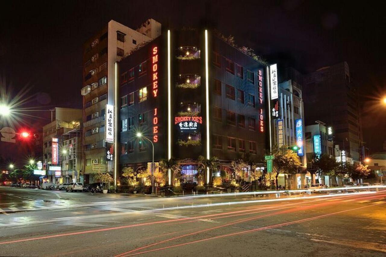 Smokey Joe'S Apartment 카오슝 외부 사진